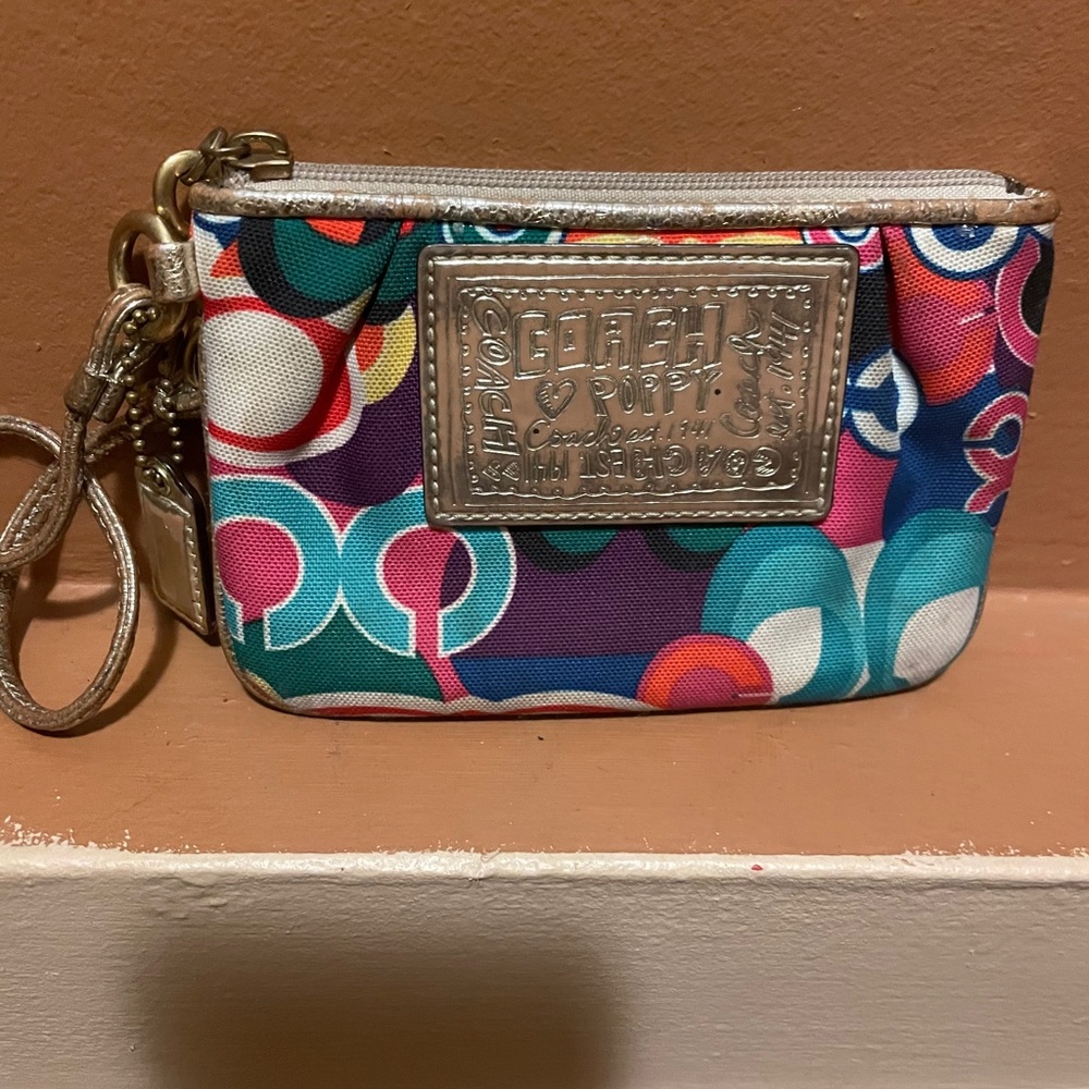 Coach poppy wristlet